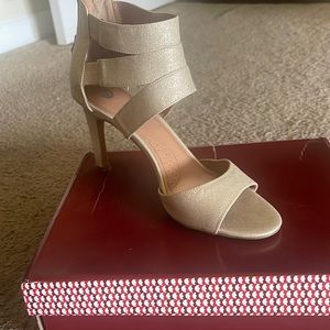 Size 10, worn once gold sparkle heels